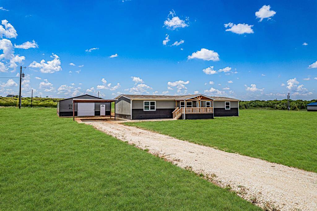 1035 Hopewell Road, Bellevue, TX 76228