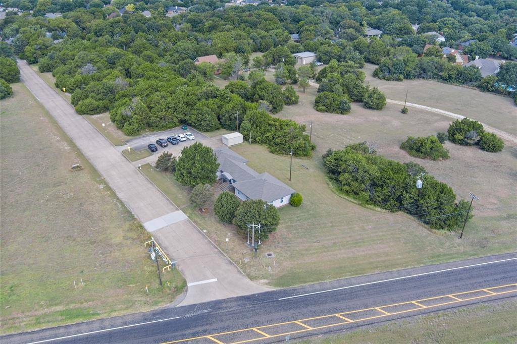 1400 Kari Ann Drive, Cedar Hill, TX 75104