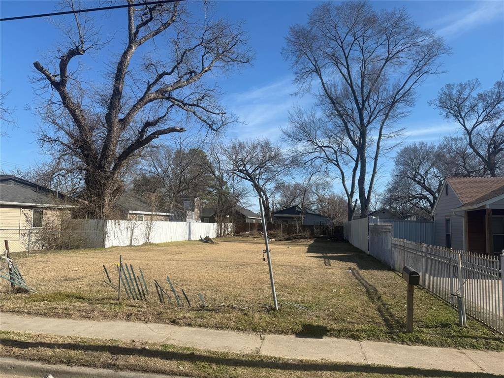 3926 Sidney Street, Dallas, TX 75210