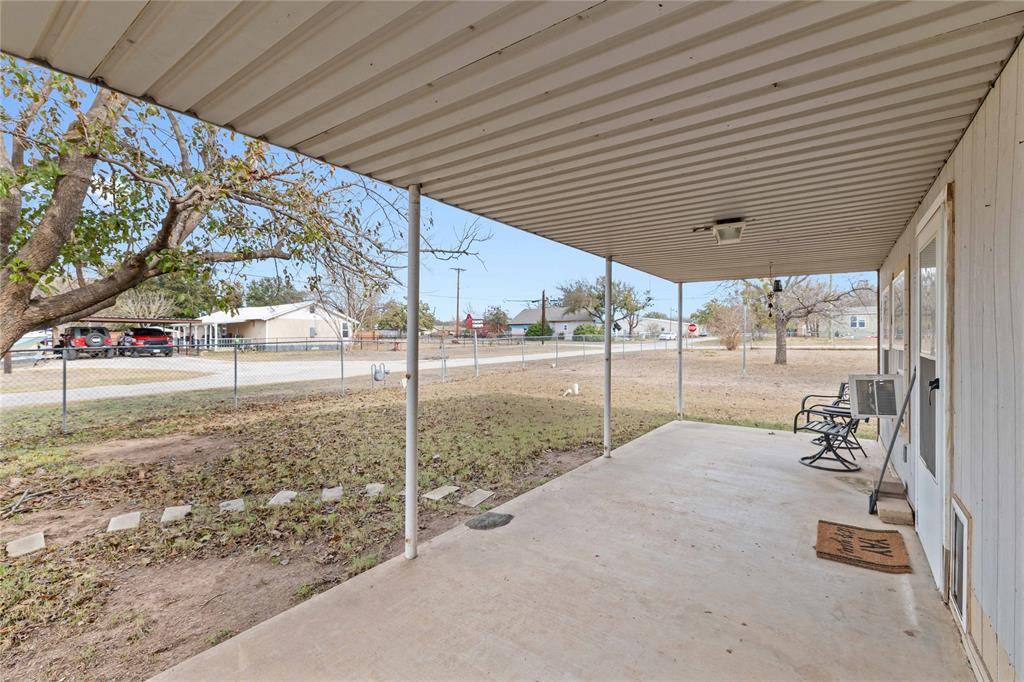 309 Goodwin, Bangs, TX 76823