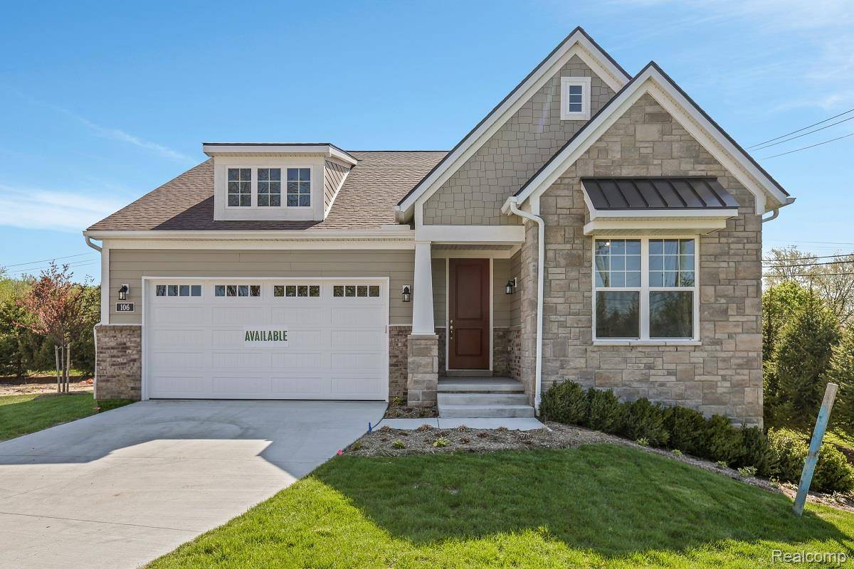 3102 Rose Lane, West Bloomfield Charter Township, MI 48324