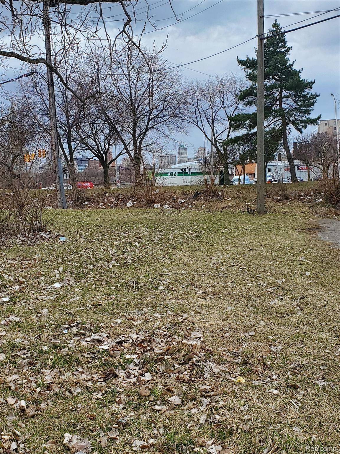 2527 DUBOIS, Detroit, MI 48207