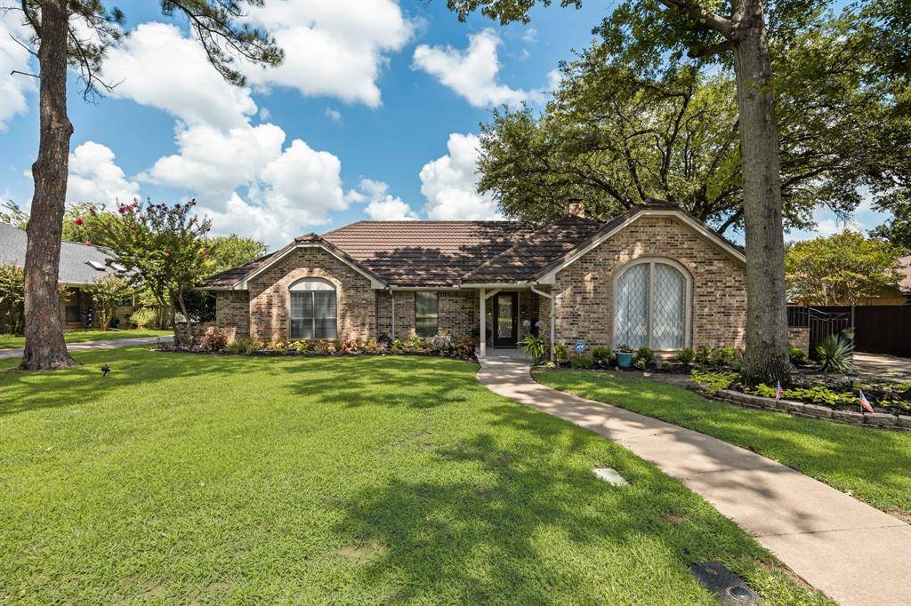 4609 Brentgate Drive, Arlington, TX 76017
