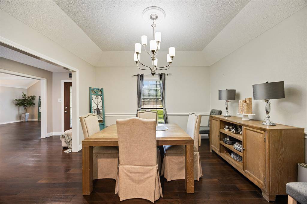 4609 Brentgate Drive, Arlington, TX 76017