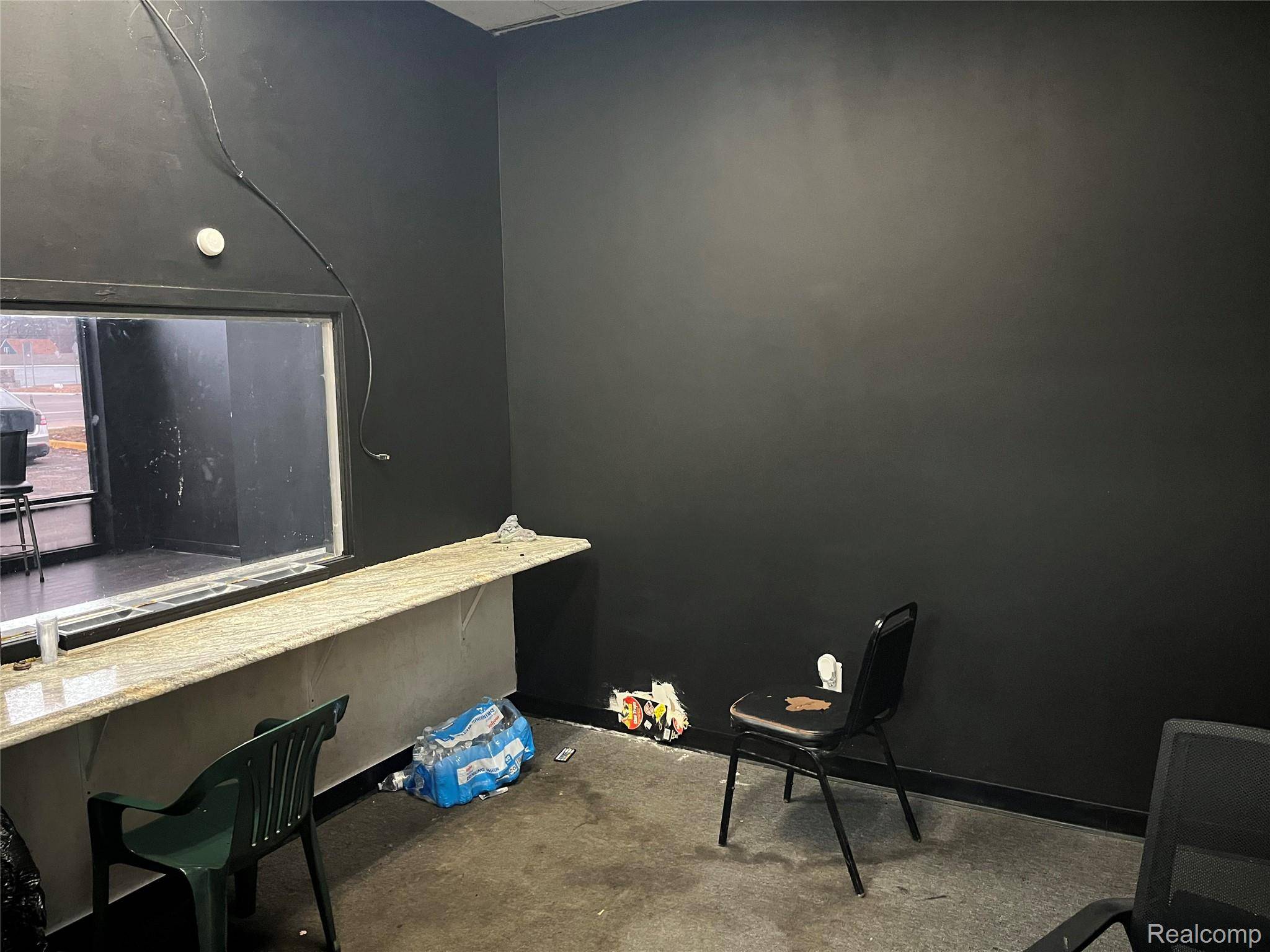 18935 Telegraph, Detroit, MI 48219