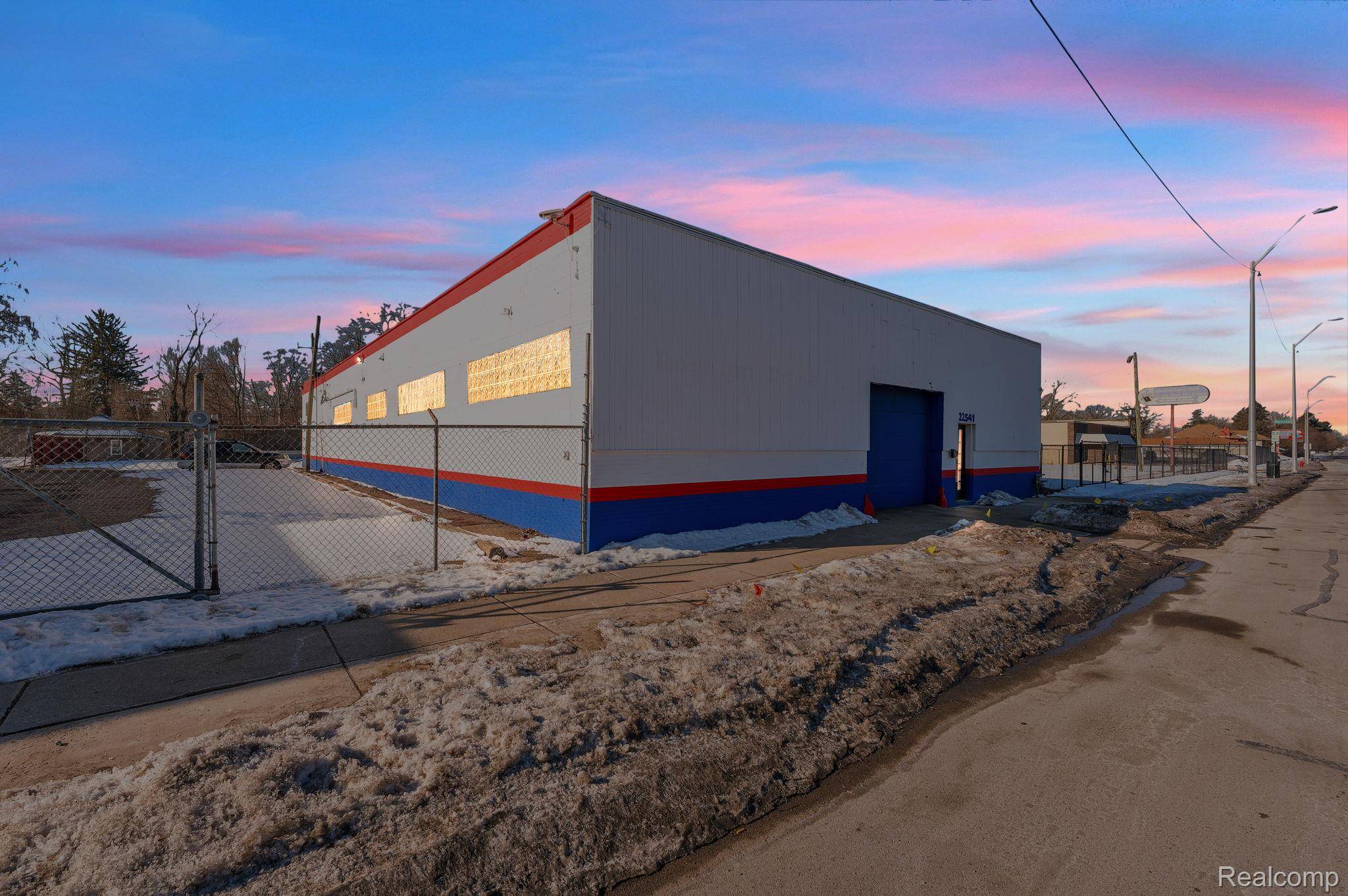 22541 Grand River AVE, Detroit, MI 48219