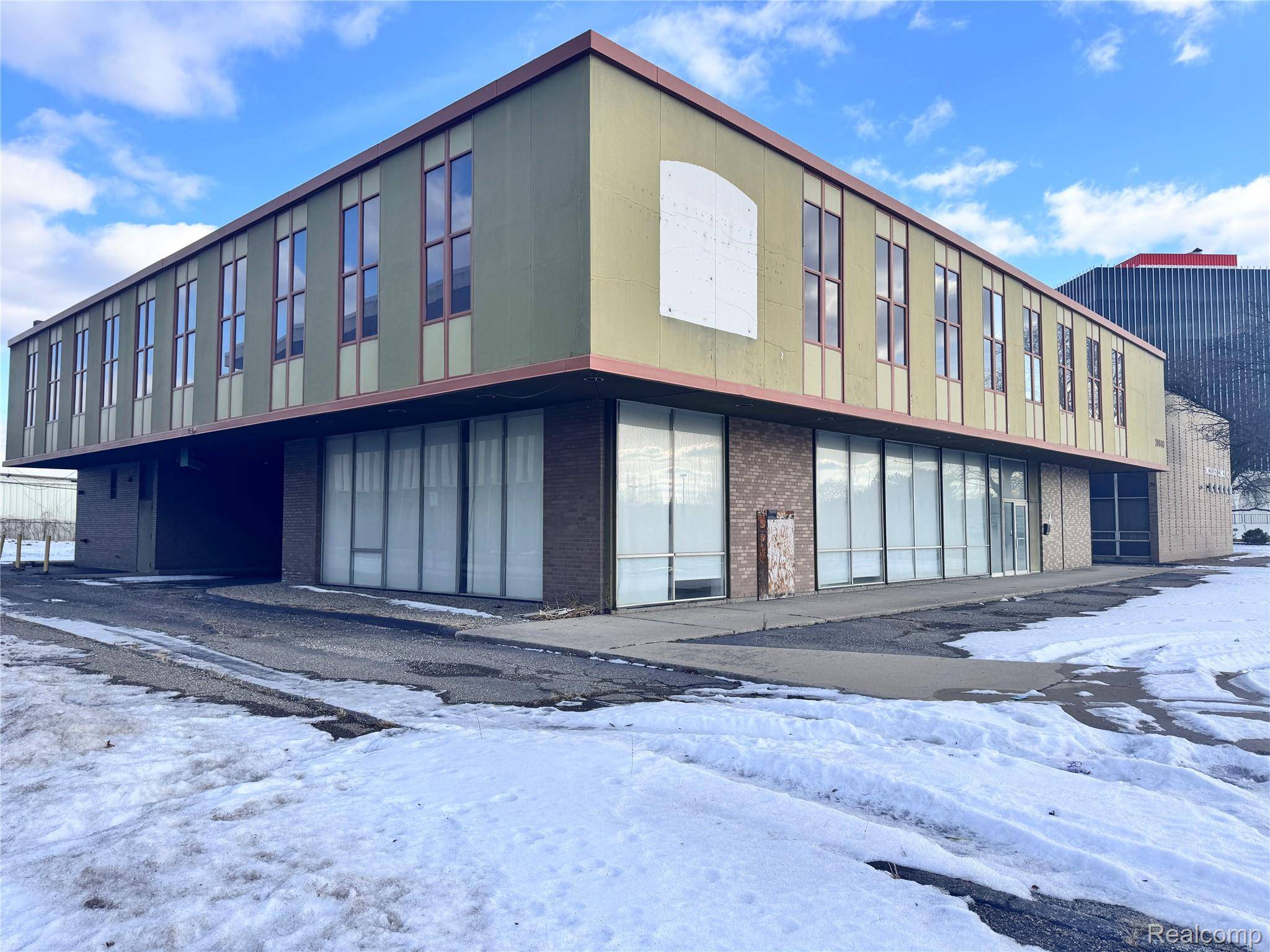 20800 Greenfield RD, Oak Park, MI 48237