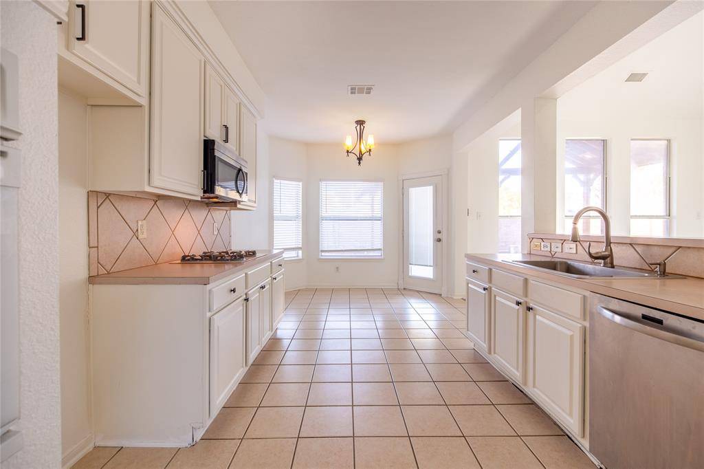 7914 Albany Drive, Rowlett, TX 75089