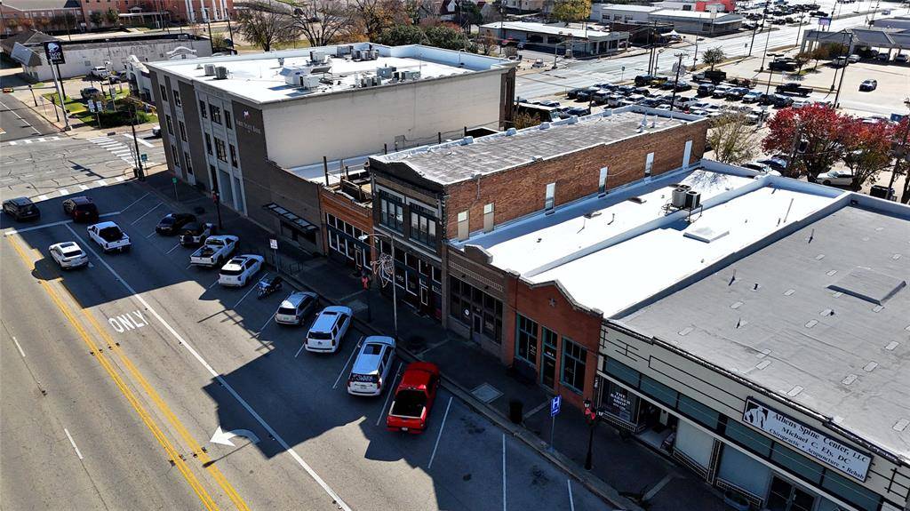 110 E Corsicana Street, Athens, TX 75751