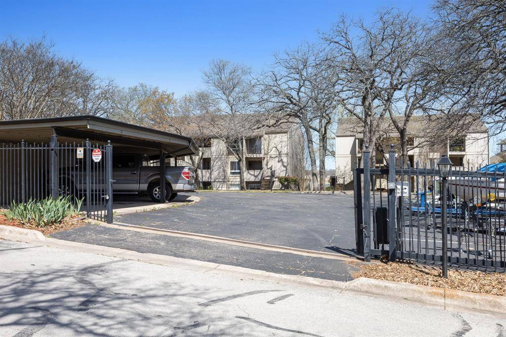 388 Driftwood Court #3, Azle, TX 76020
