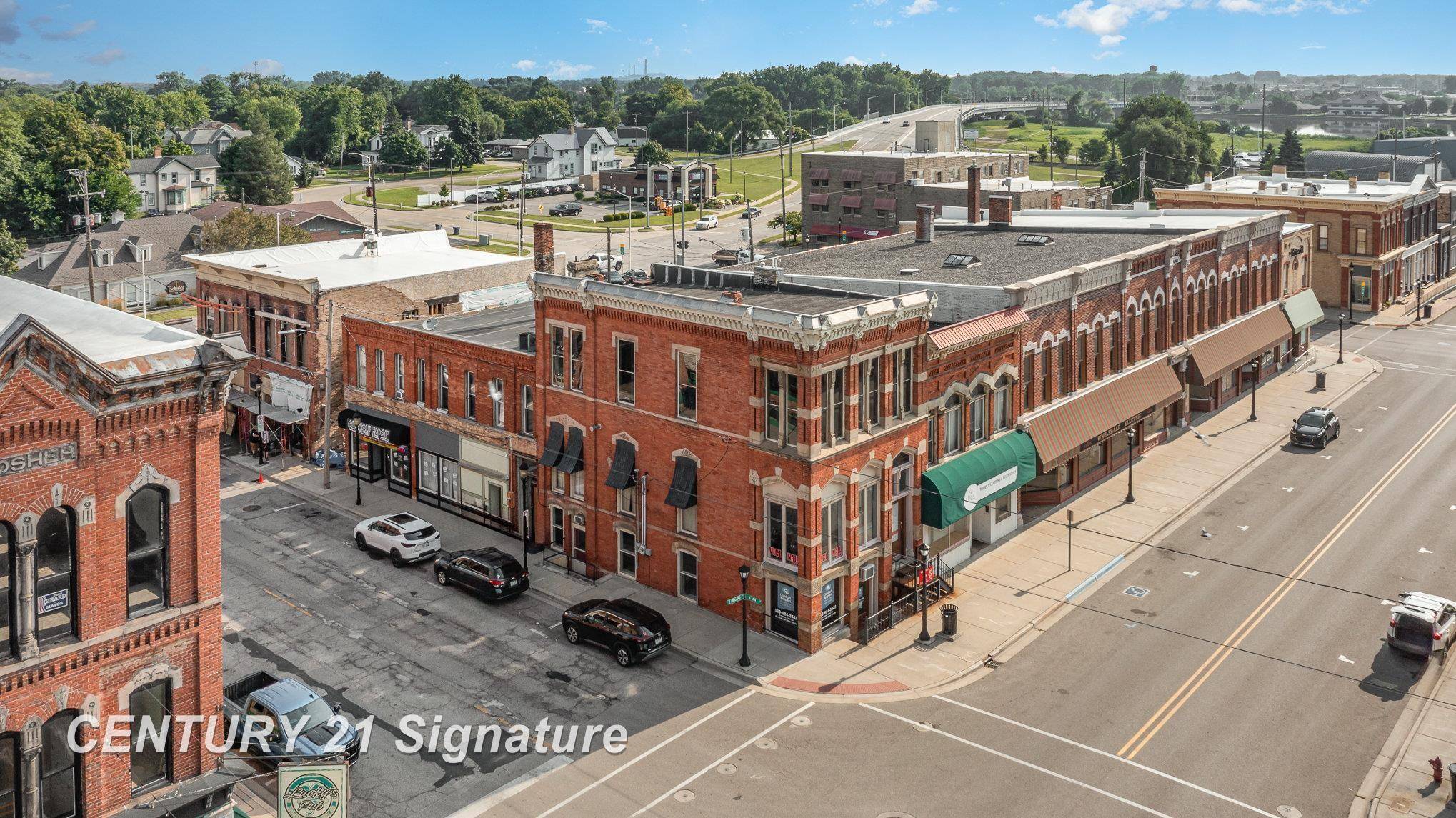 703 E Midland ST, Bay City, MI 48708