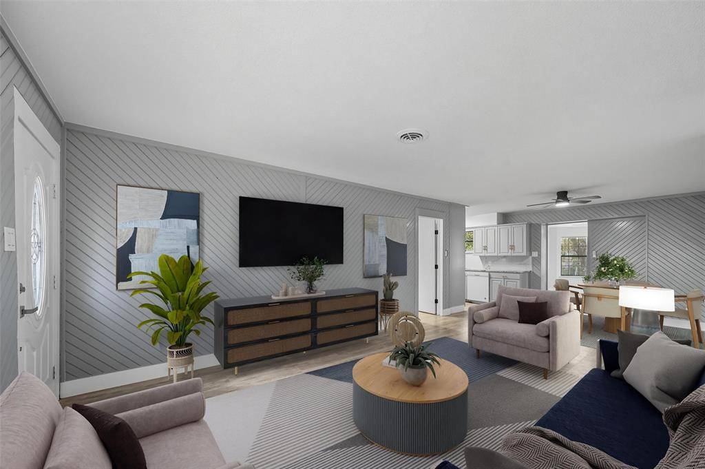 1106 Edgewood Street, Ennis, TX 75119