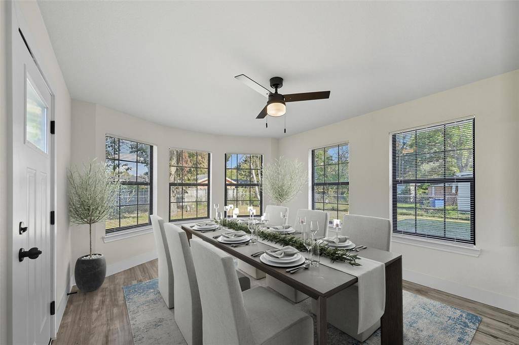 1106 Edgewood Street, Ennis, TX 75119