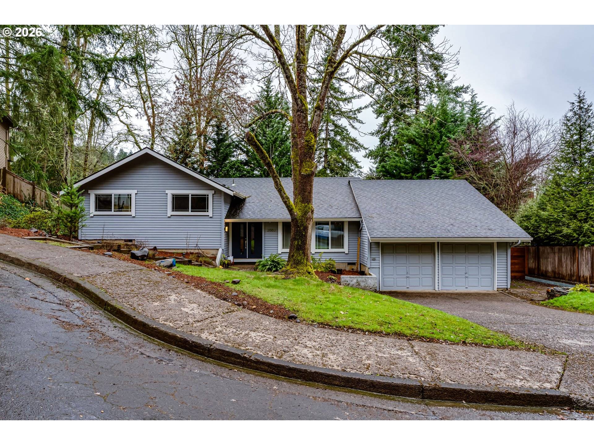 2665 E WILSHIRE DR, Eugene, OR 97405