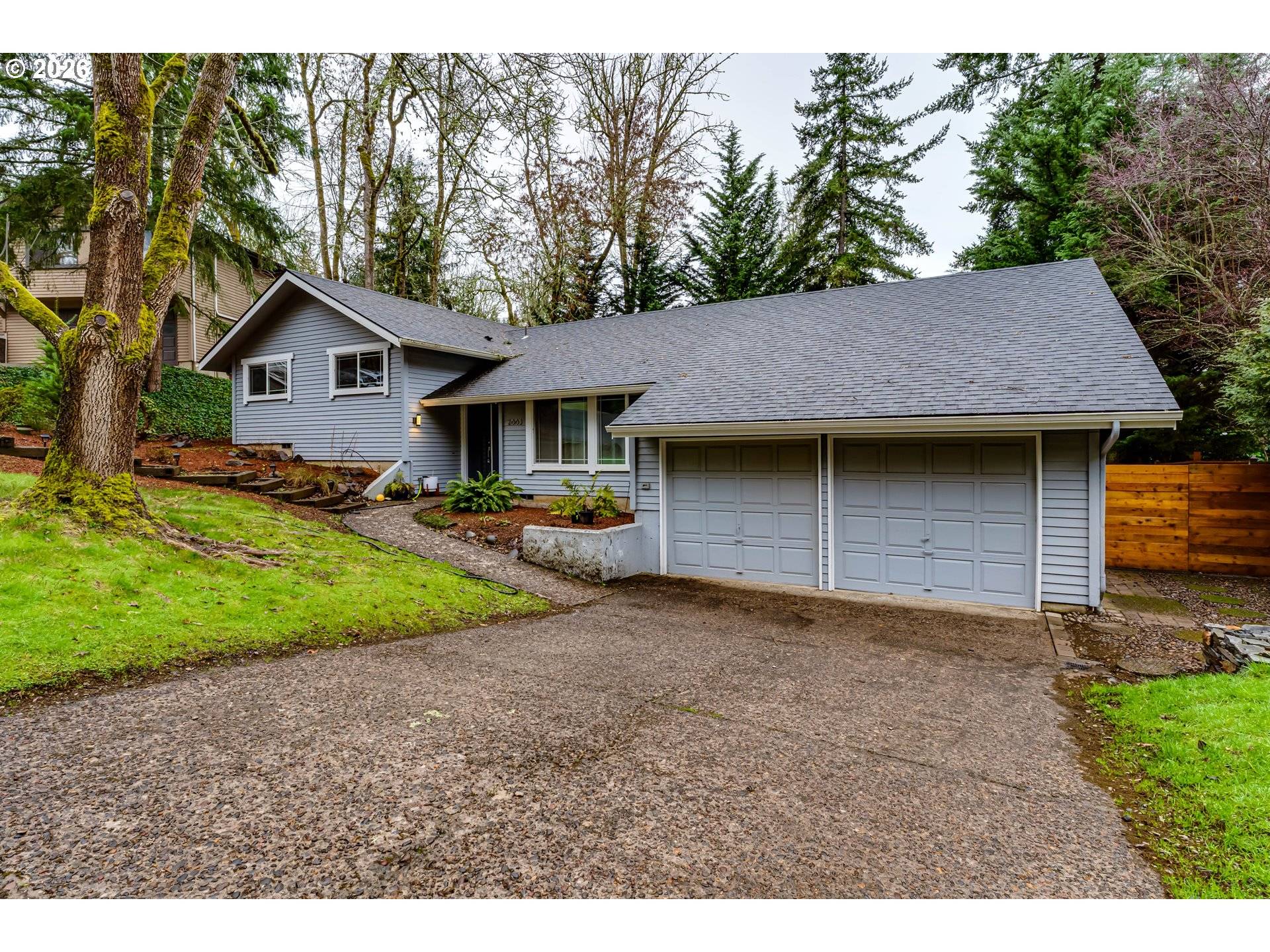 2665 E WILSHIRE DR, Eugene, OR 97405