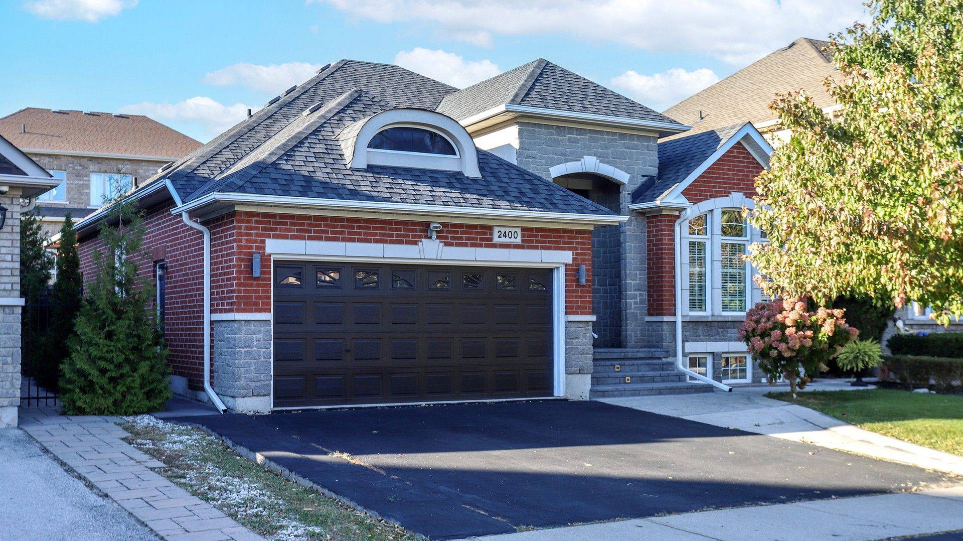 2400 Tesla CRES, Oakville, ON L6H 7T6