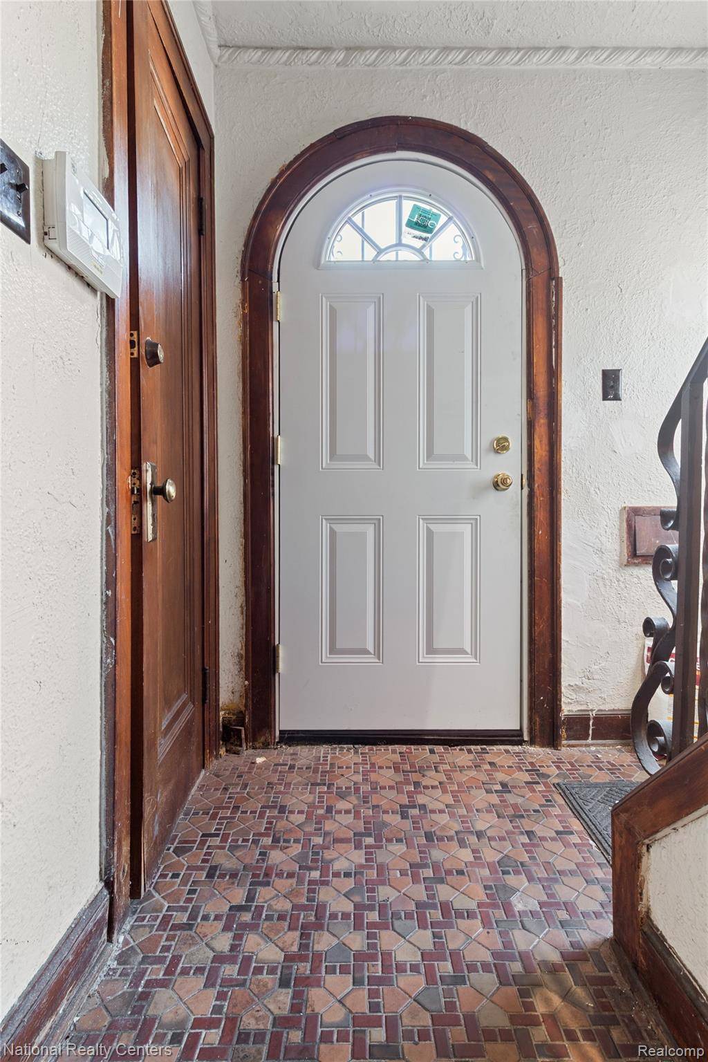 17300 Kentucky ST, Detroit, MI 48221