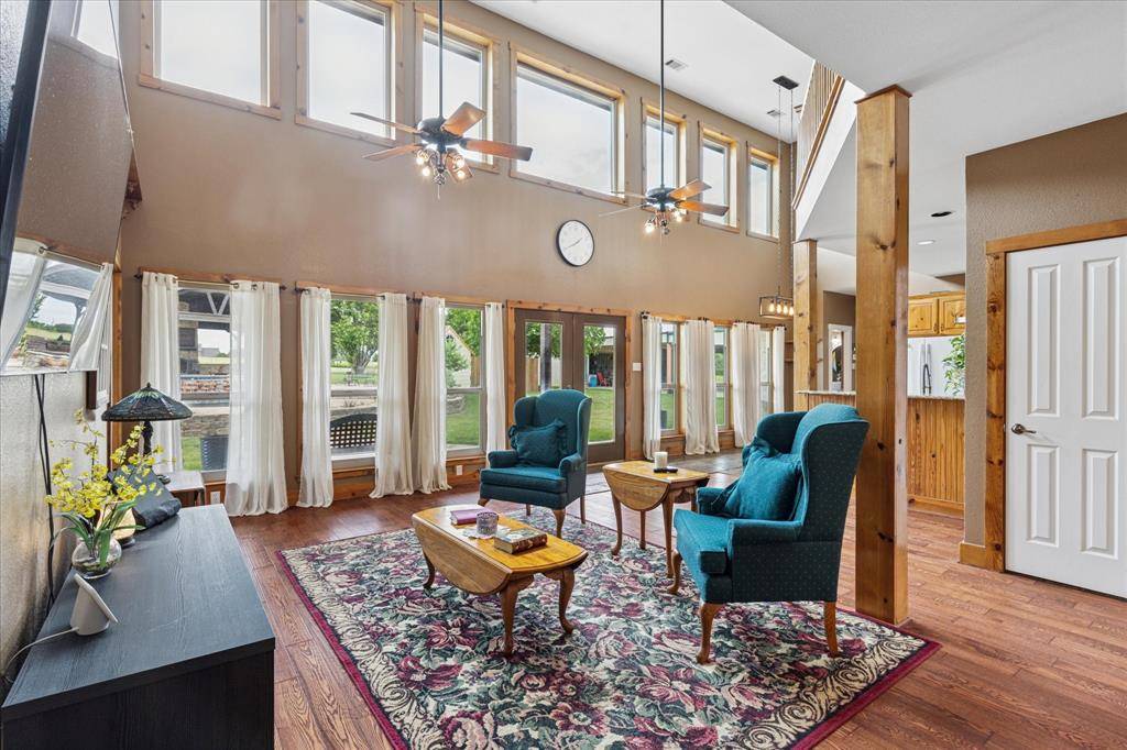 6251 Hayes Road, Midlothian, TX 76065