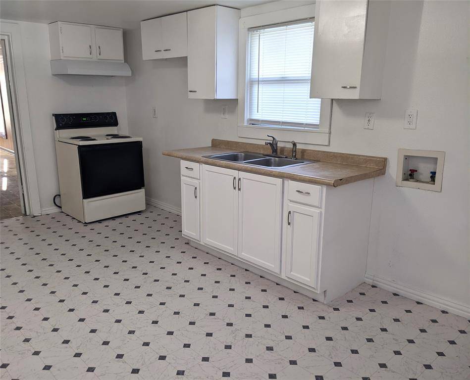 411 S Bradshaw Street, Denton, TX 76205