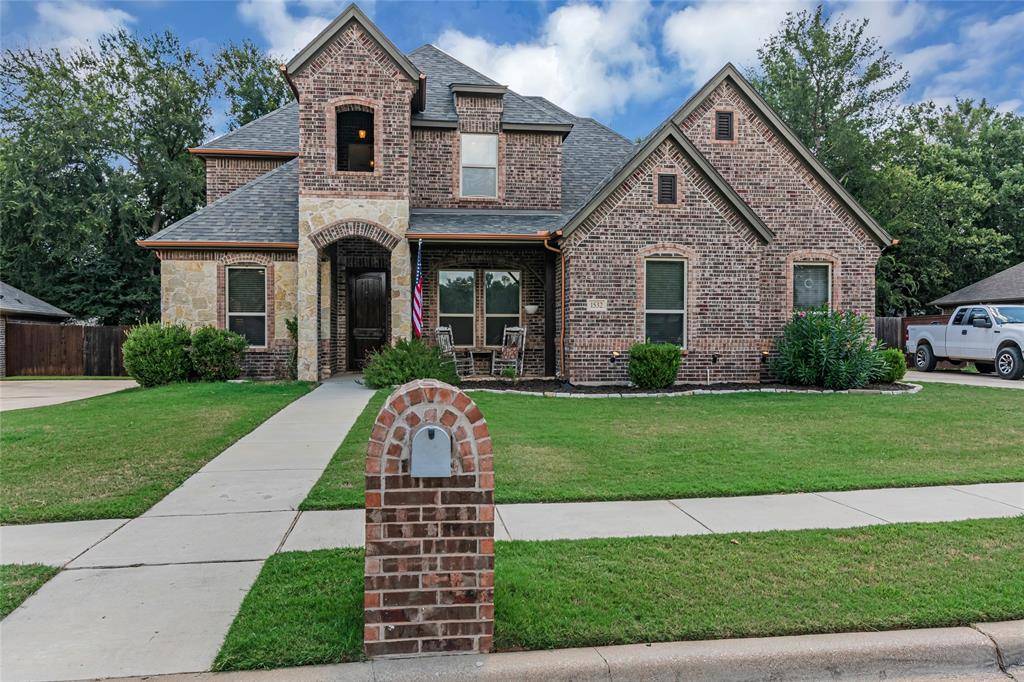 1532 Sea Breeze, Azle, TX 76020