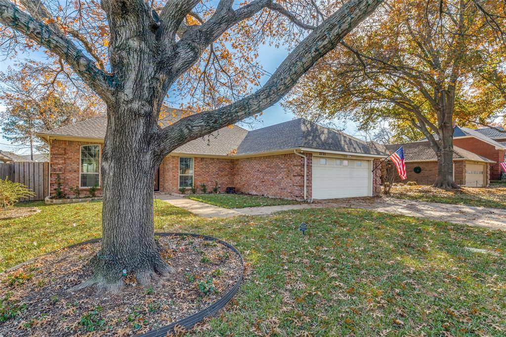 2721 Edinboro, Arlington, TX 76012