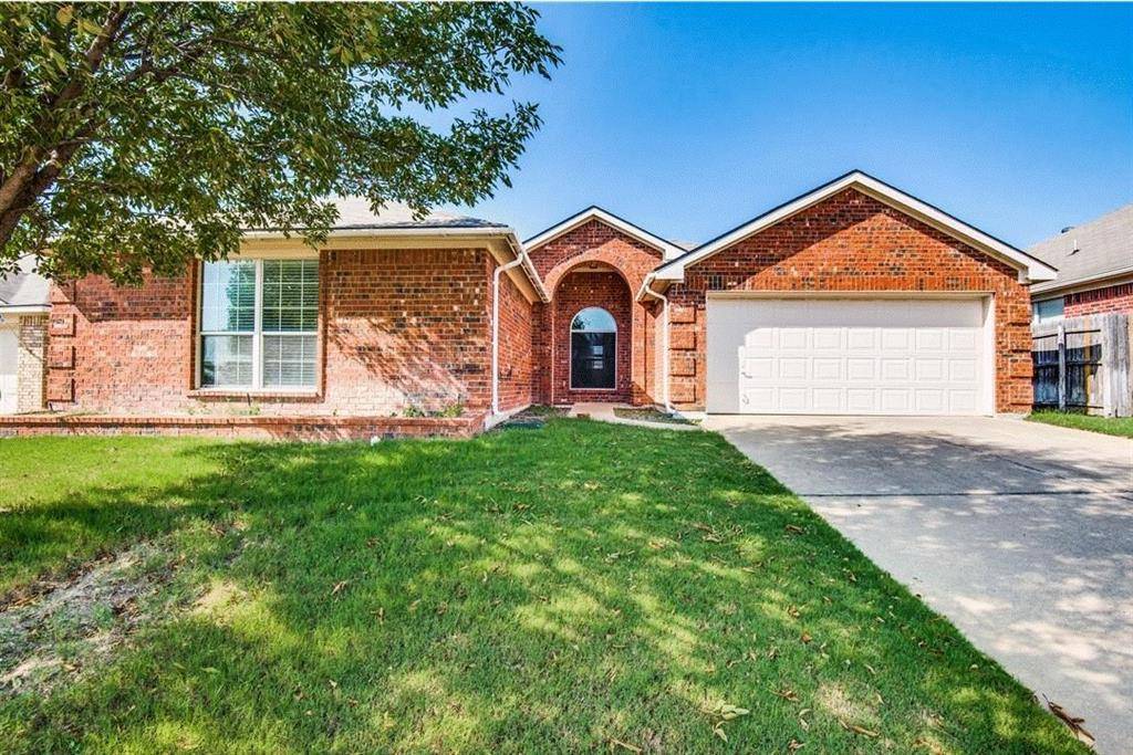 6930 Misty Meadow Lane, Arlington, TX 76002