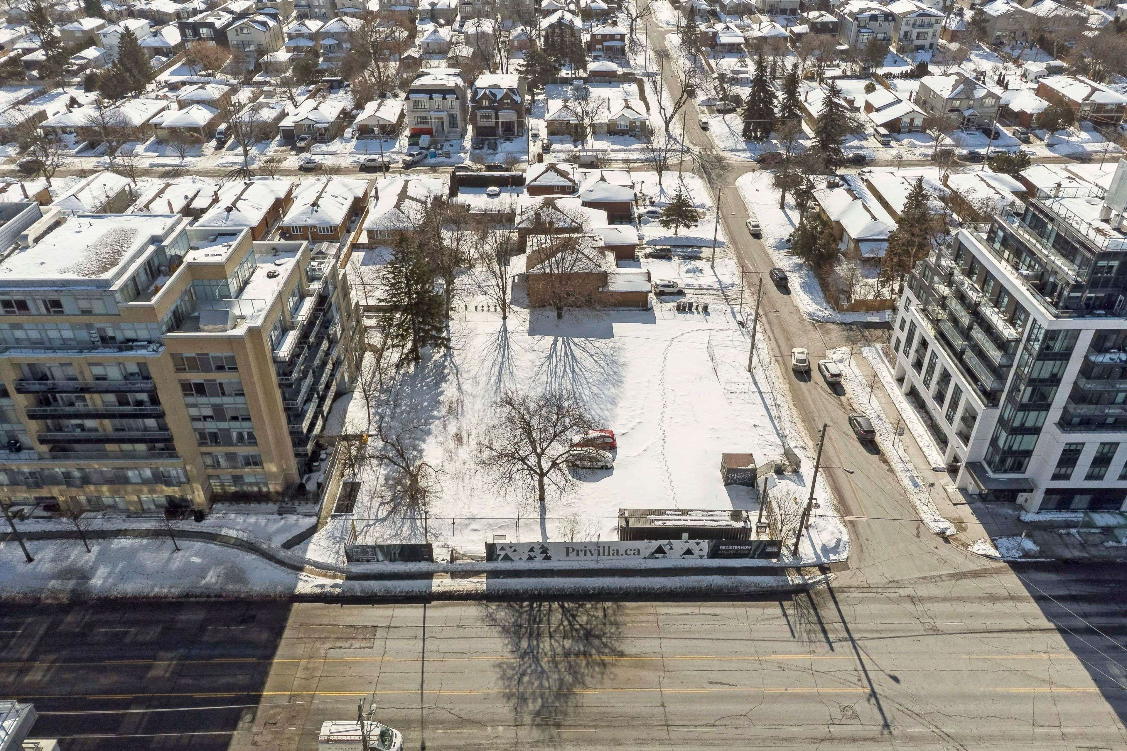 719 Sheppard AVE W, Toronto C06, ON M3H 2S7