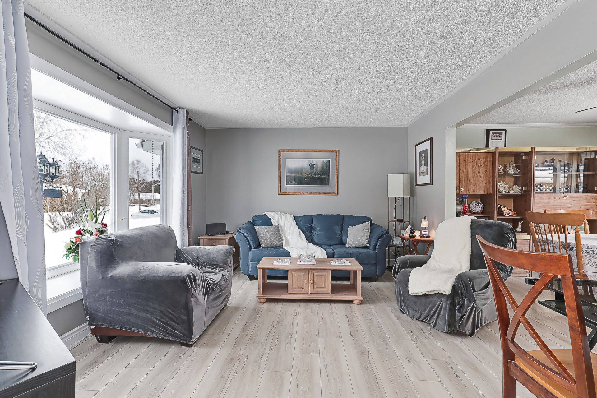 135 King ST, Adjala-tosorontio, ON L0M 1M0