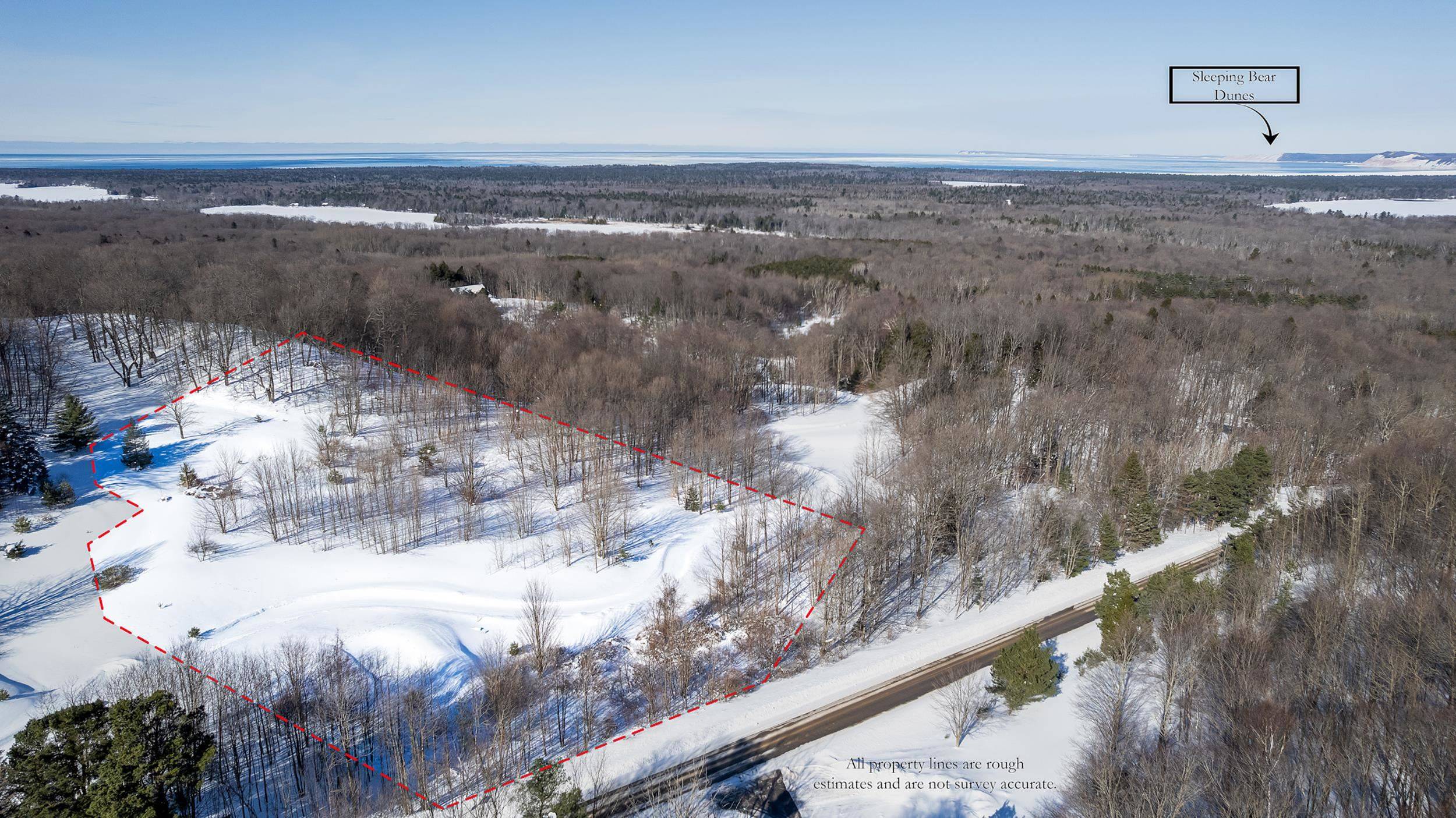 3100 Warren RD, Benzonia Twp, MI 49617