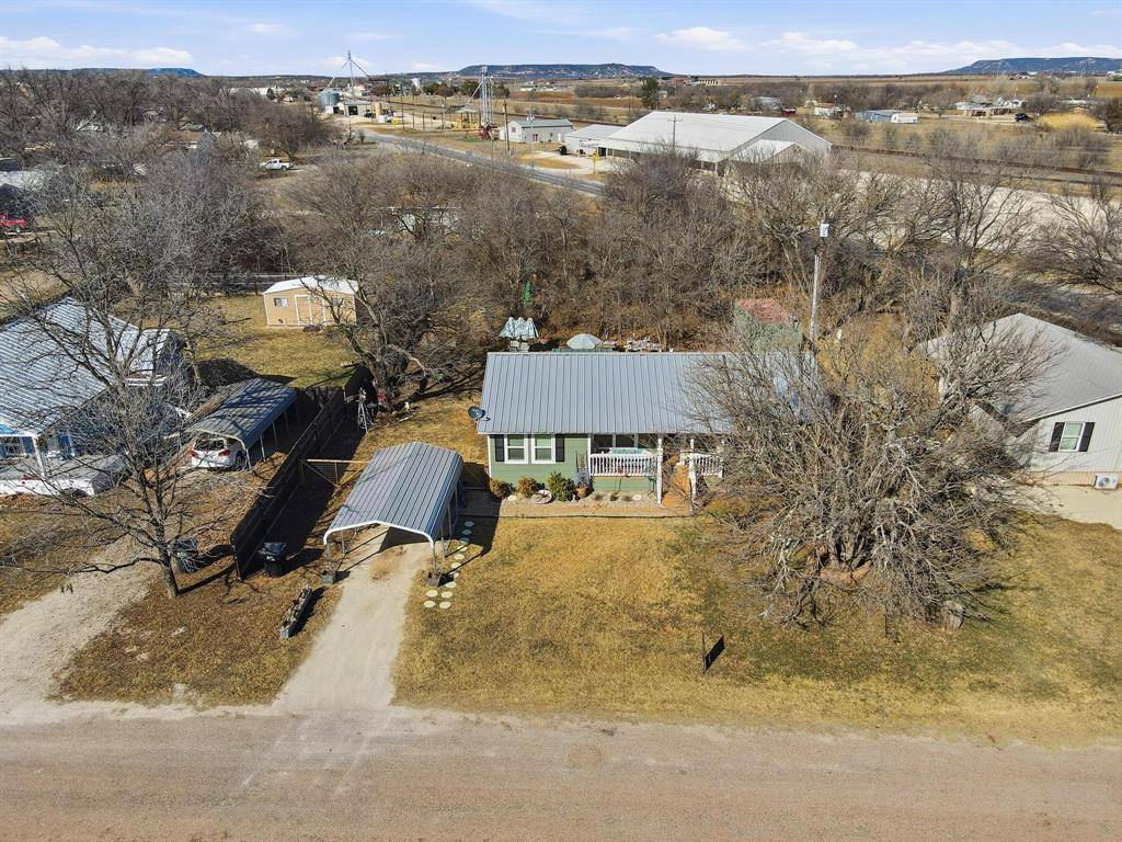 126 4th Street, Tuscola, TX 79562