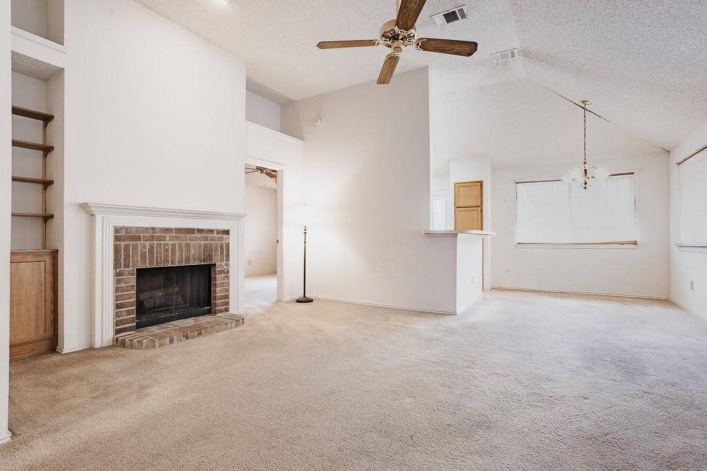 9716 Pinehurst Lane, Dallas, TX 75227