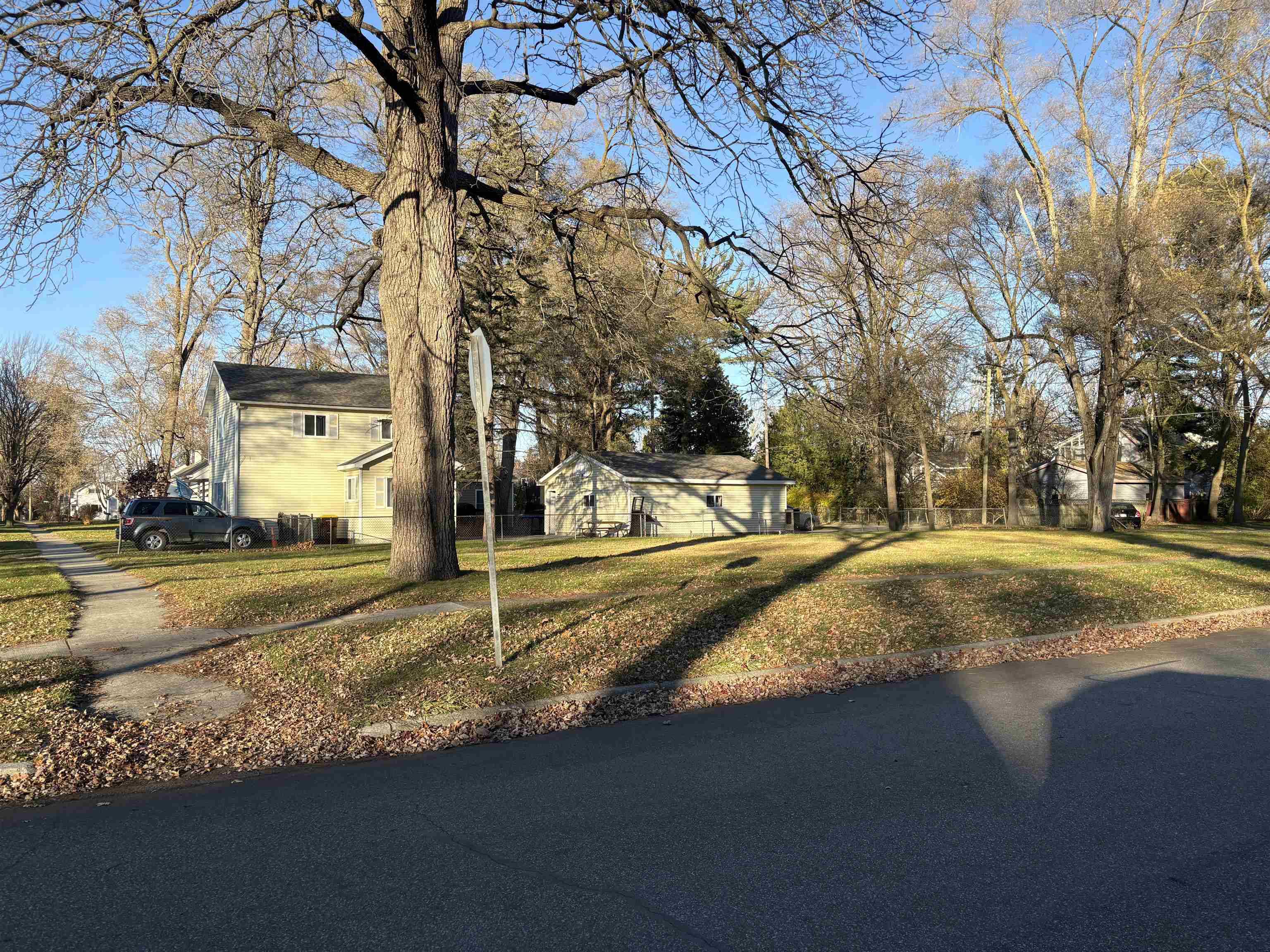 320 W Locust, Pleasant, MI 48858
