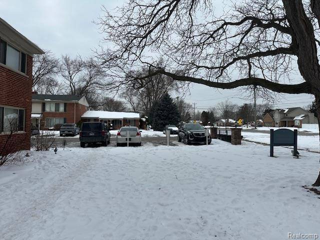 11410 Canal RD #206, Sterling Heights, MI 48314