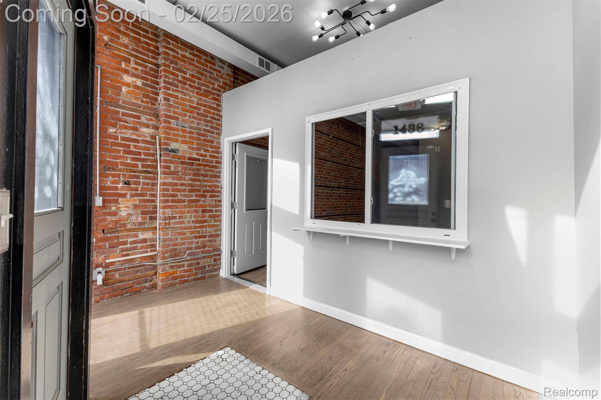 1438 Michigan Ave, Detroit, MI 48216