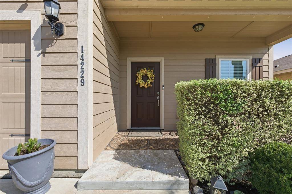 14229 Bridgeview Lane, Dallas, TX 75253