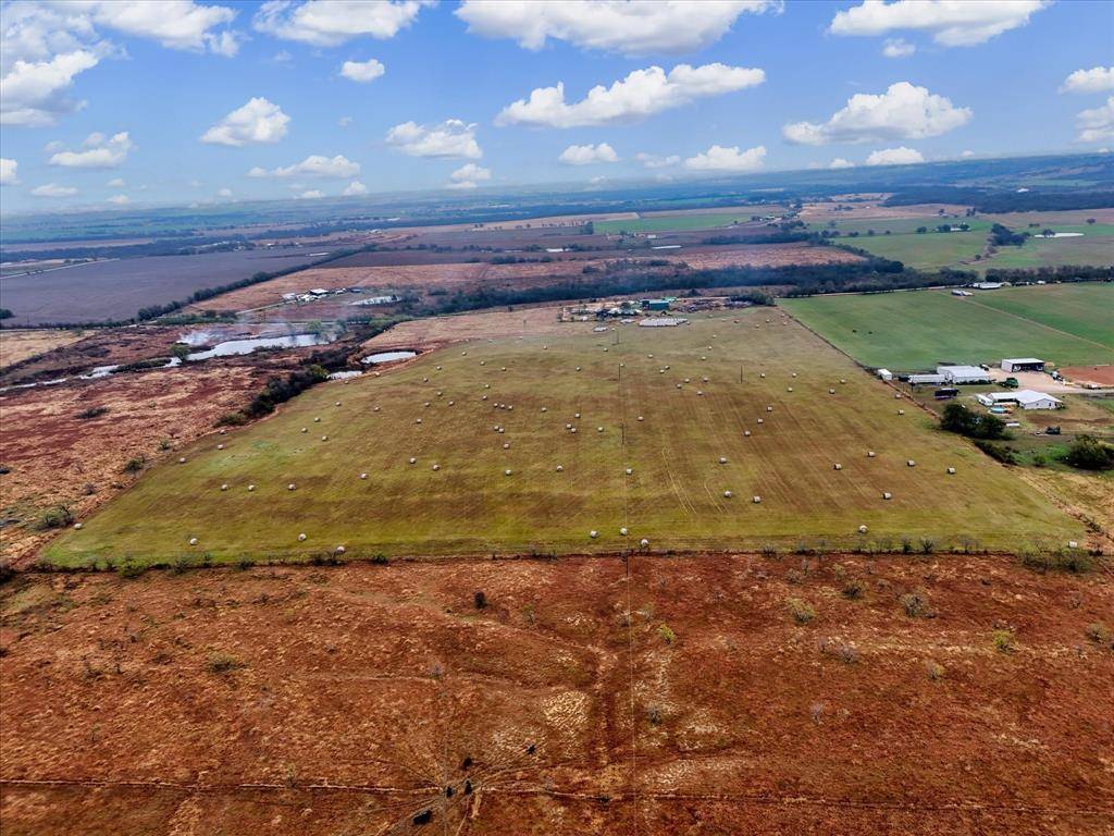 689 County Road 464, Bruceville Eddy, TX 76524
