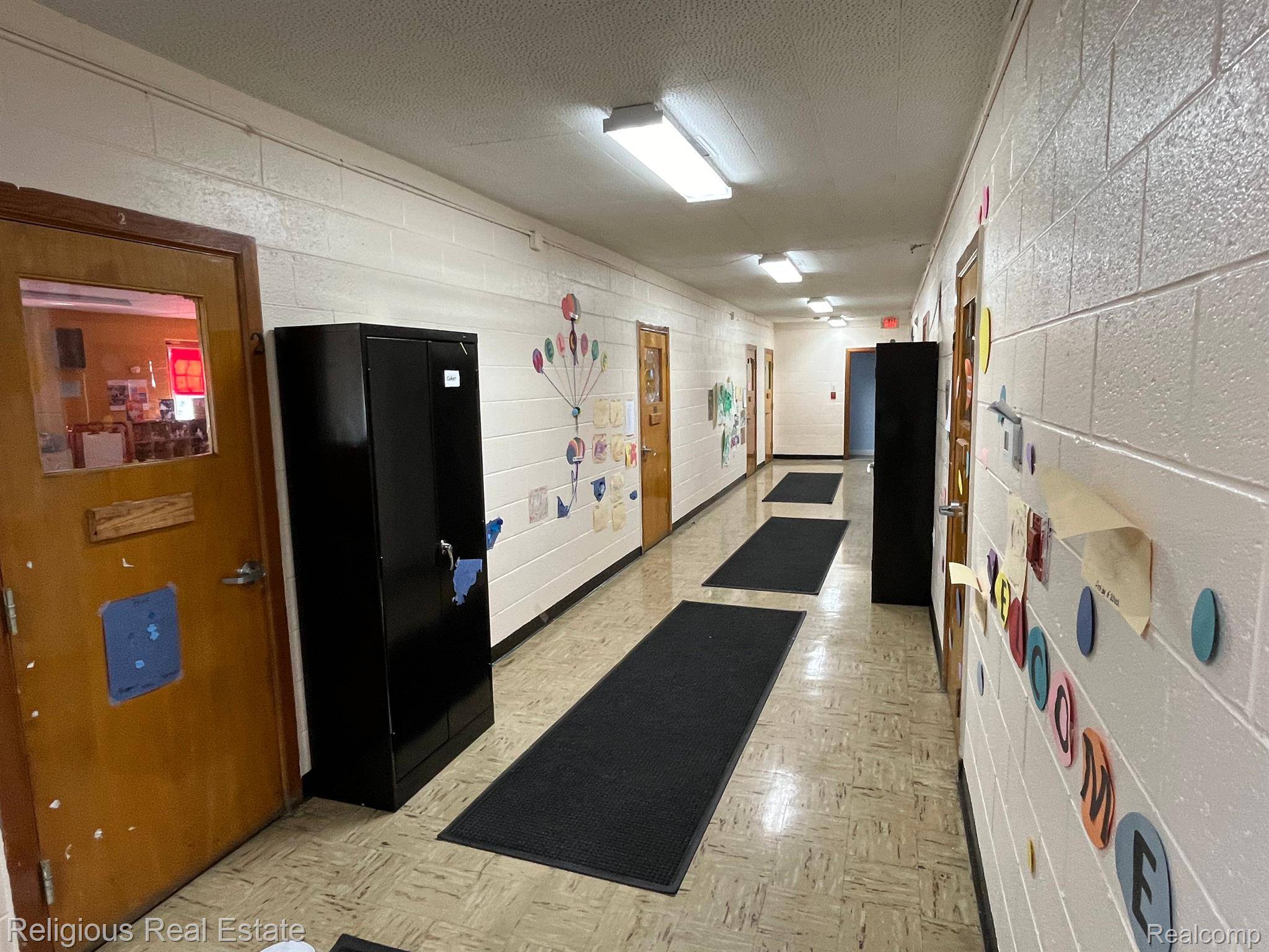 18700 JOY RD, Detroit, MI 48228