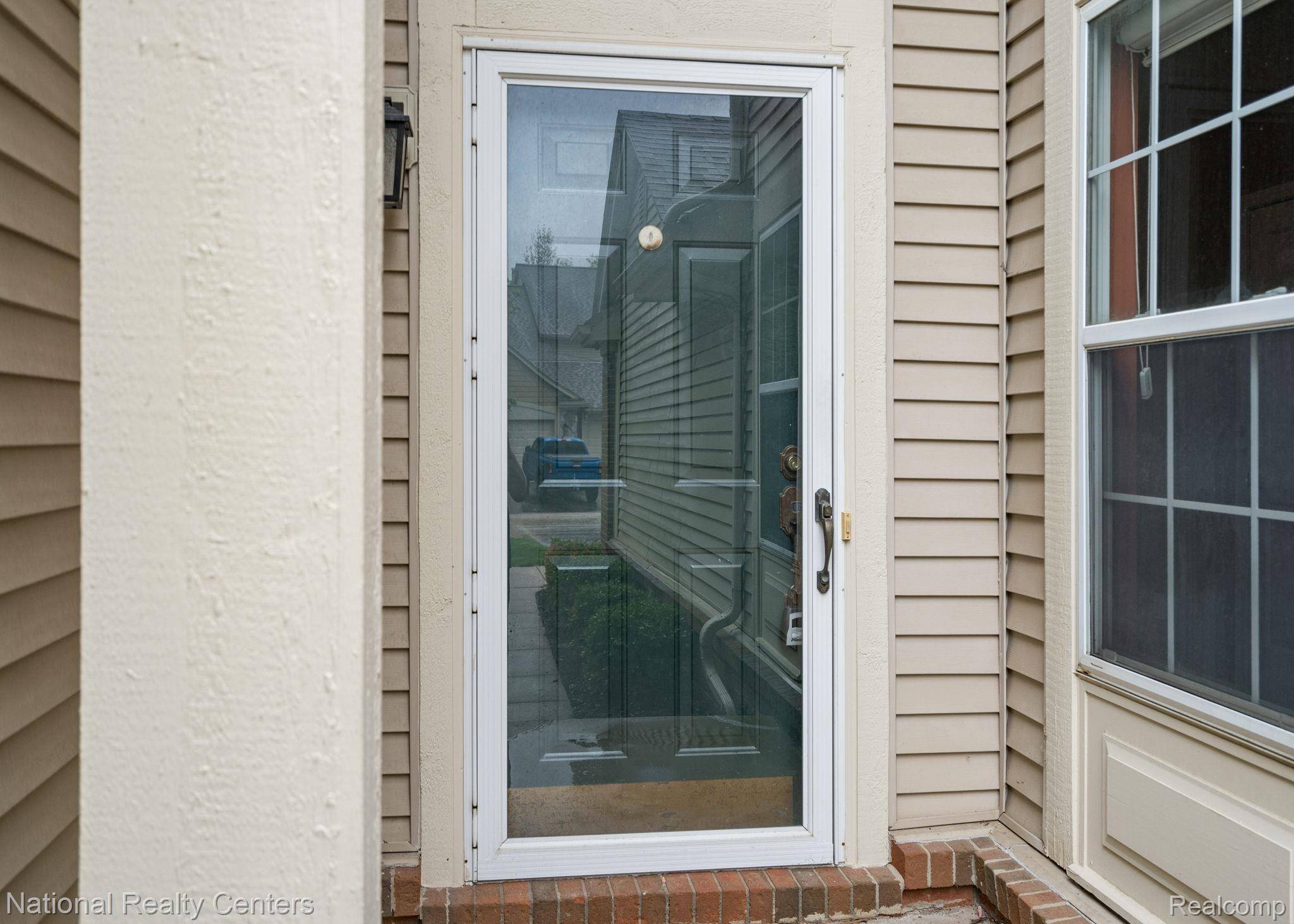 1752 Thistle DR, Canton Charter Township, MI 48188