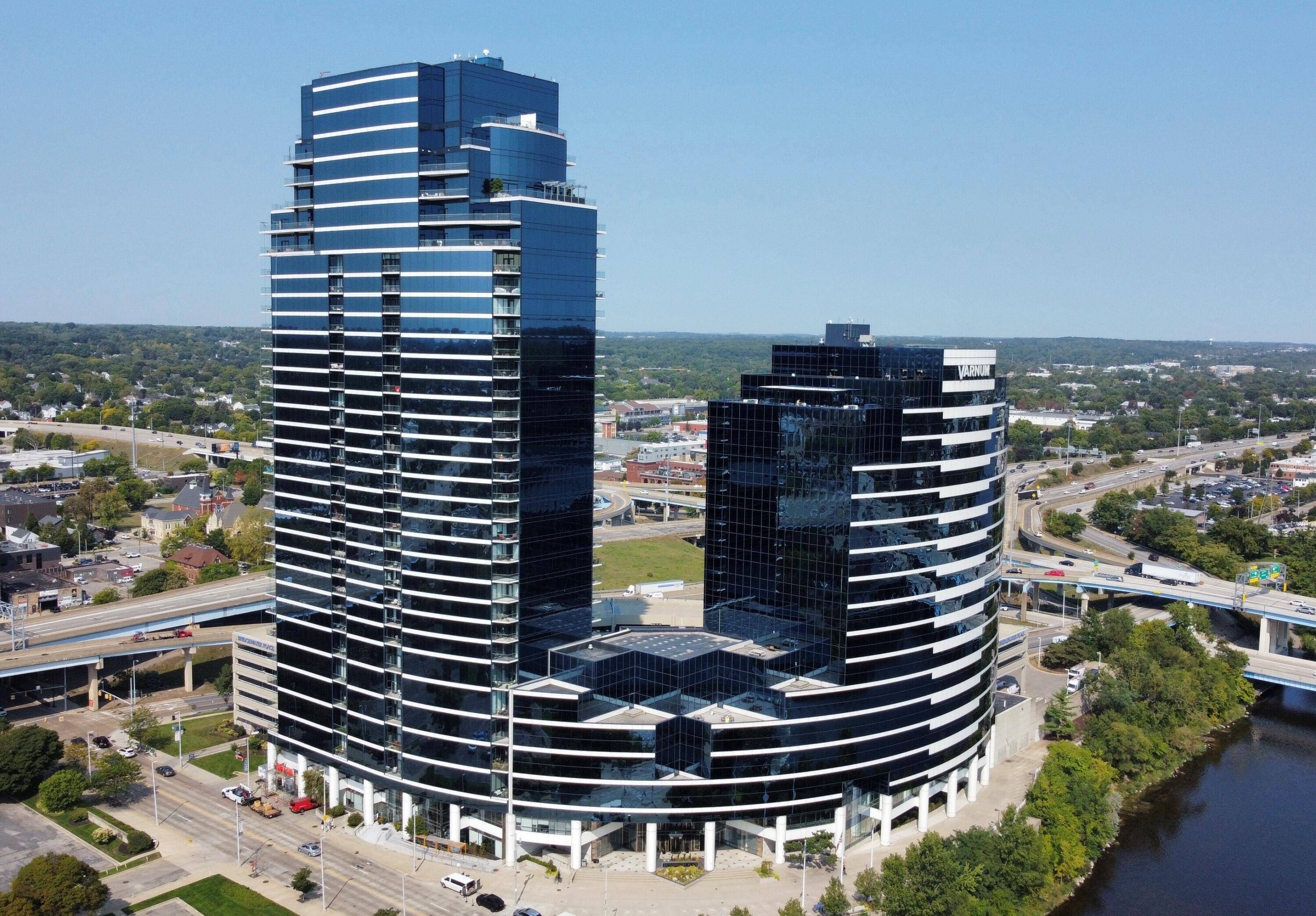 335 Bridge ST NW #2006, City Of Grand Rapids, MI 49504