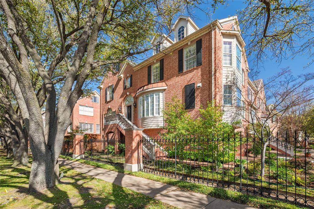 4233 Lomo Alto Court, Highland Park, TX 75219