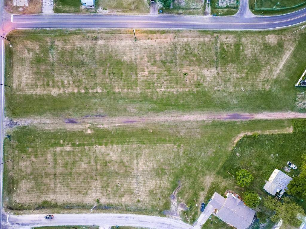 102 E Hubbard Street, Josephine, TX 75173