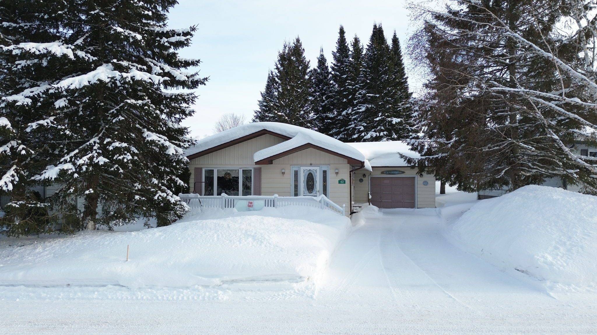 62 Tamarack DR, Oro-medonte, ON L0L 1T0