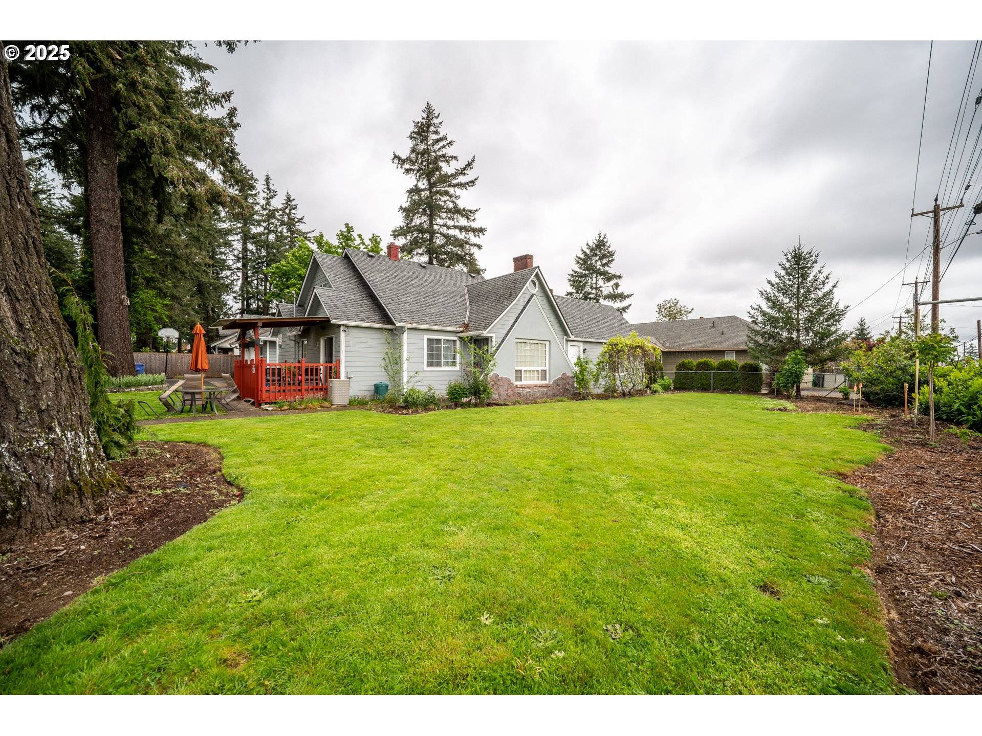 11901 SE POWELL BLVD, Portland, OR 97266