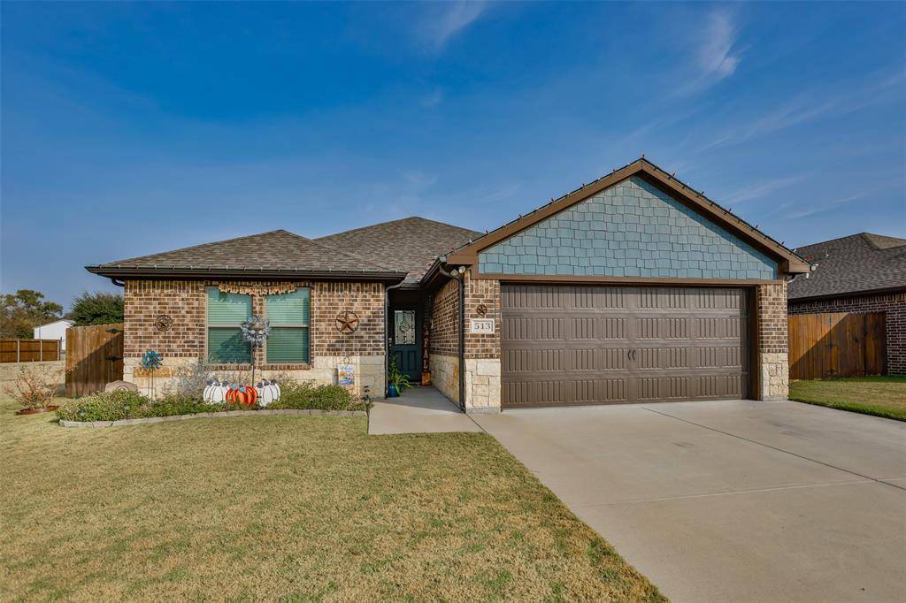 513 Pathfinder Street, Collinsville, TX 76233