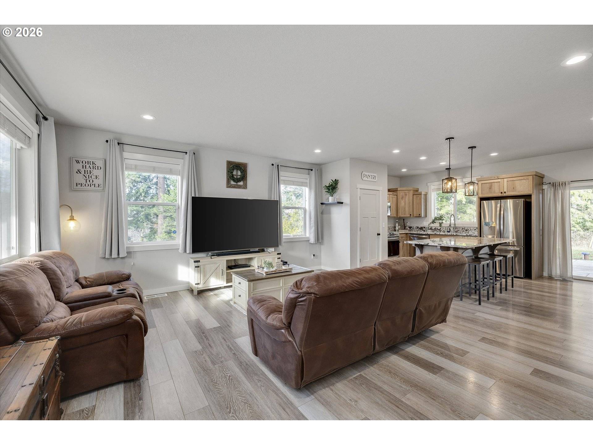 27754 S CEDAR BRIDGE LN, Colton, OR 97017