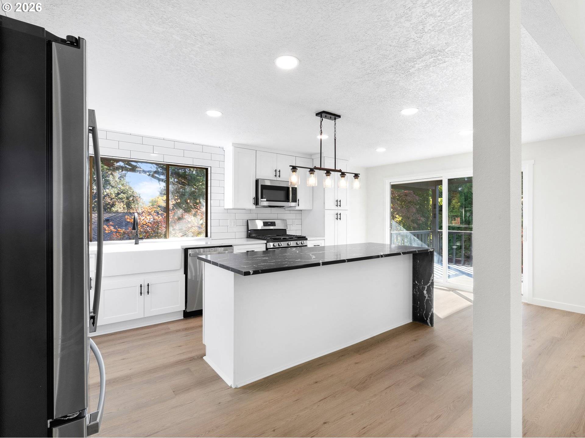 16 OTHELLO ST, Lake Oswego, OR 97035