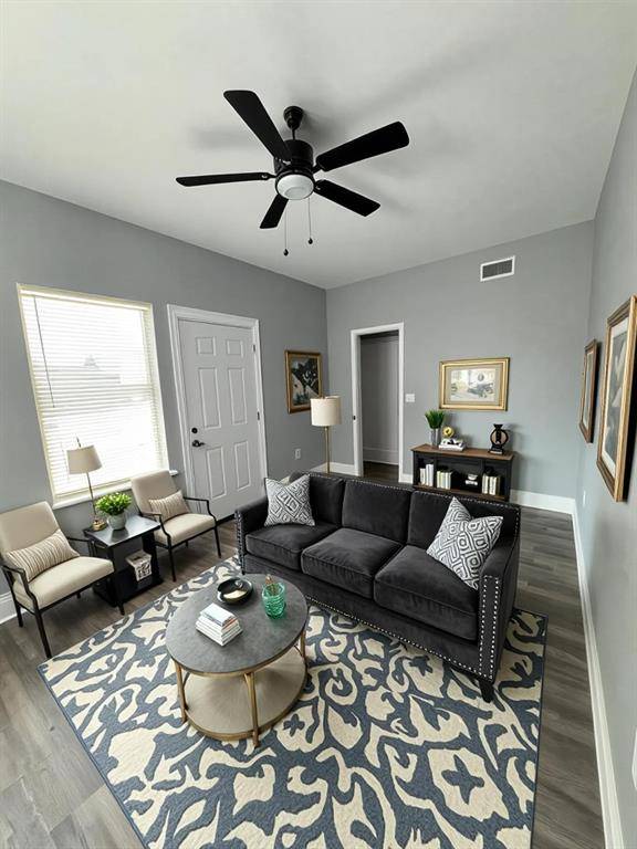 4947 E Side Avenue, Dallas, TX 75214