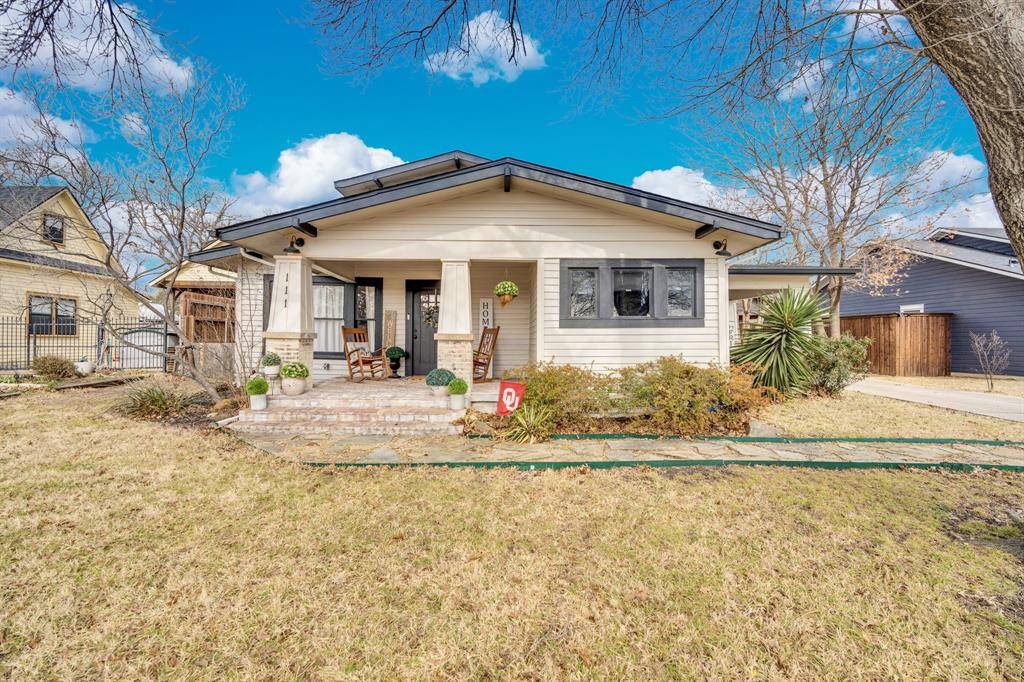 111 Mckenzie Street, Waxahachie, TX 75165