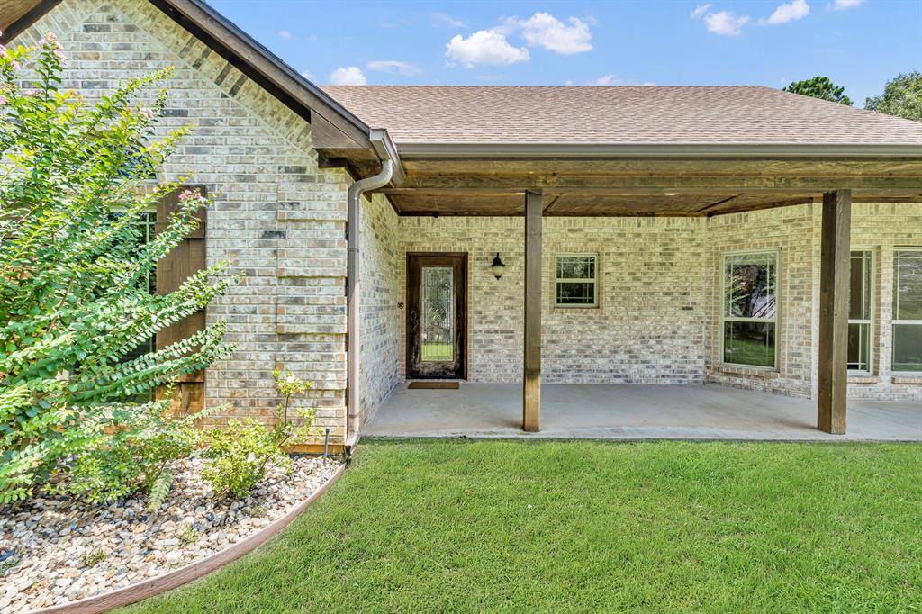 18241 Sunshine Lane, Troup, TX 75789