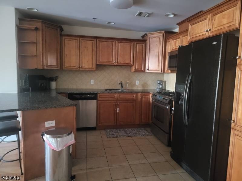 115 Ferry St #3A, Newark City, NJ 07105